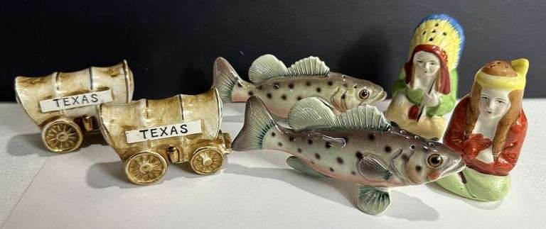 Vintage Souvenir & Collectible Japan Ceramic Salt & Pepper Sets Lot