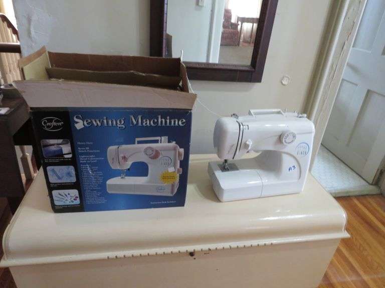 Crofton Sewing Machine