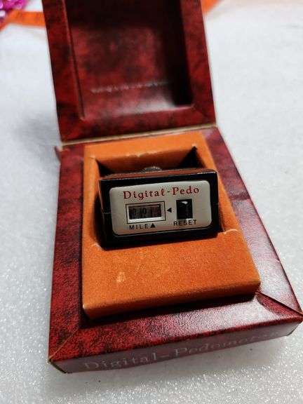 Manpo-Meter Digital-Pedometer In Box