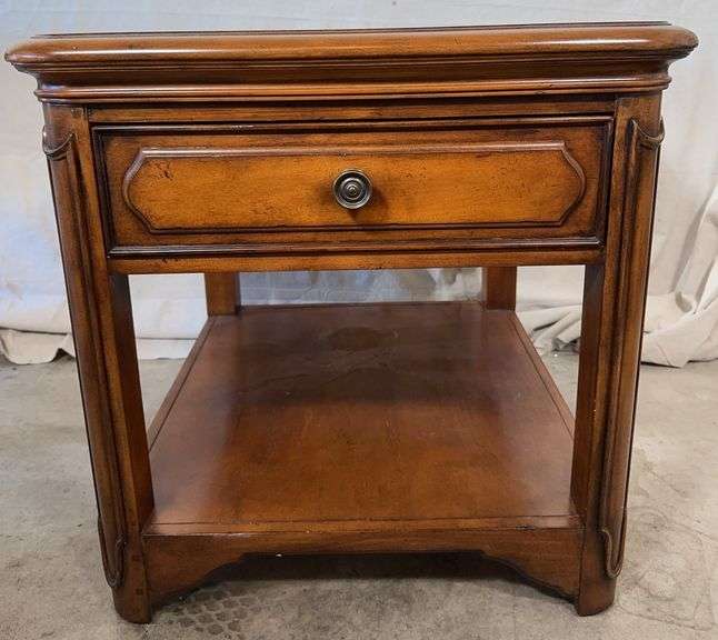 Thomasville Rivage Drawer End Table