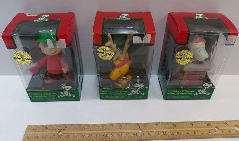 Lot of (3) New "Peanuts" Holiday Clip-on Decorations