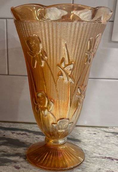 Vintage Jeanette Glass Marigold Carnival Iris & Herringbone 9" Vase