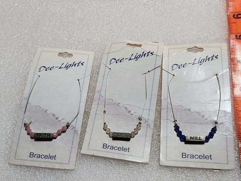 3 Dee-Lights Bracelets