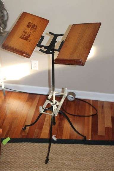 Adjustable Music Stand