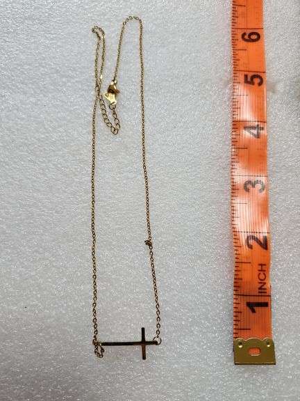 18Kgp Cross Necklace