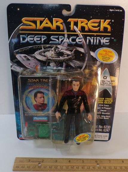 New 1994 Playmates Star Trek Deap Space Nine "Q" Action Figure