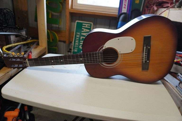 Guitar