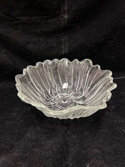 Clear Pressed Glass Bowl with Scalloped Flower Design