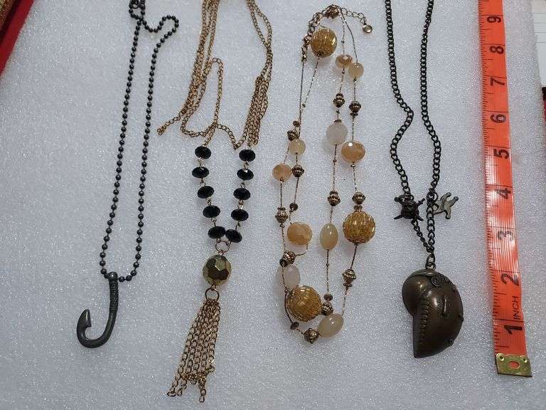 4 Assorted Necklaces