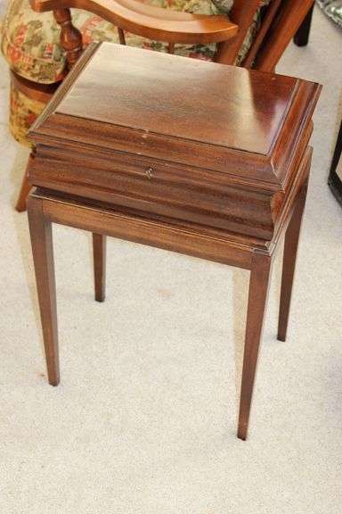 Small Mahogany Stand