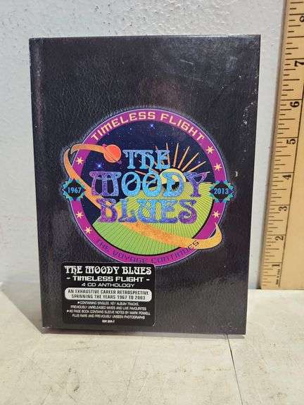 The Moody Blues Timeless Flight The Voyage Continues Box Set 4 Cd & Book