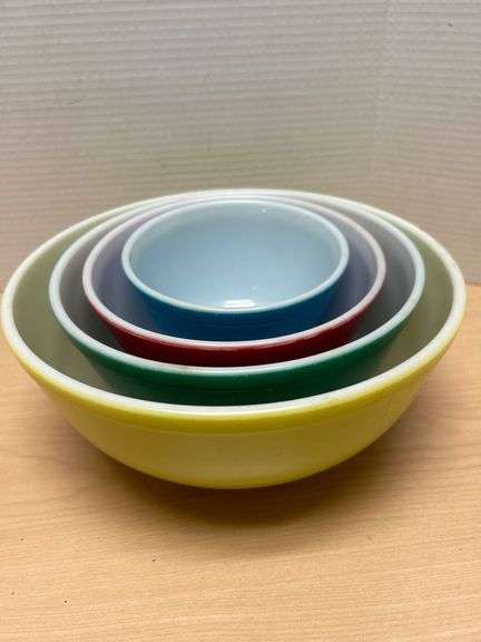Four Pyrex Nesting Mixing Bowls, Trademark Marked, Multiple Colors