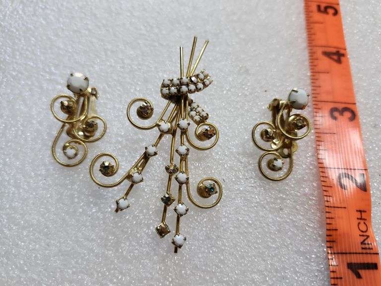 Vintage 1960S Rhinestone Brooch & Clip On Earring