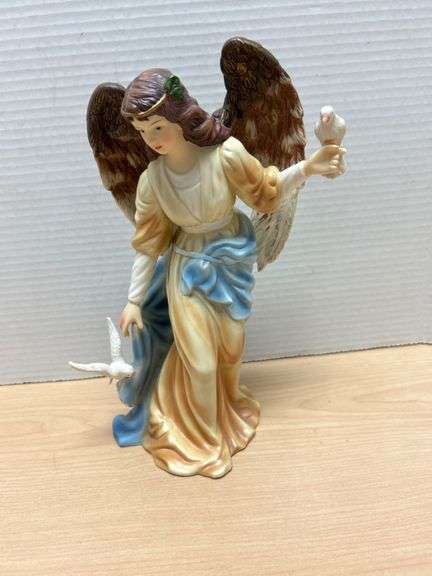 O’Well Porcelain Angel Figurine with Doves