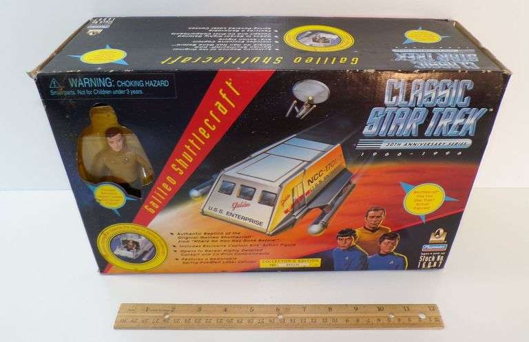 New 1996 Playmates Classic Star Trek Galileo Shuttlecraft