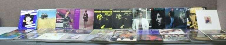 31 Vinyl Records Featuring Various Artists and Albums - Auction Ohio