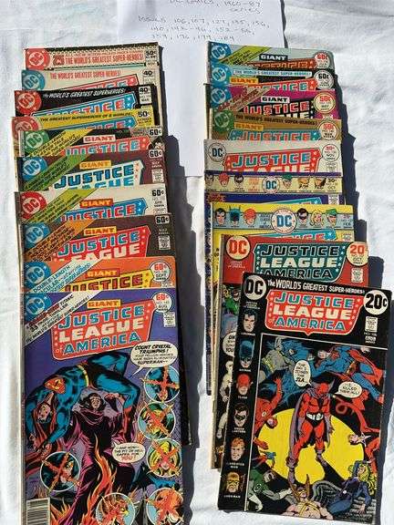 Lot of 19 different Justice League of America comics by DC