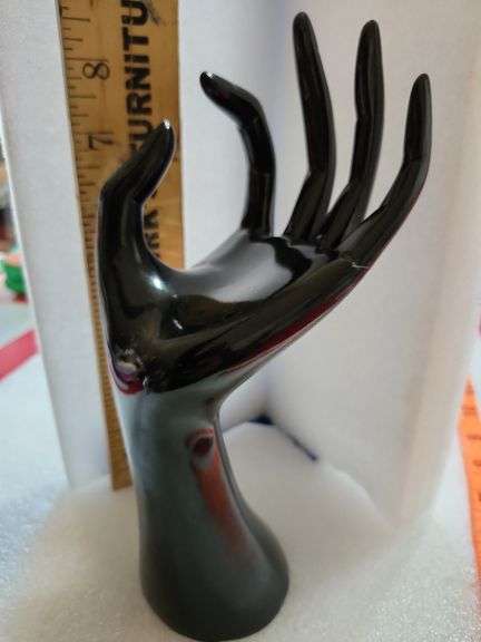 Hand Display, Plastic Material