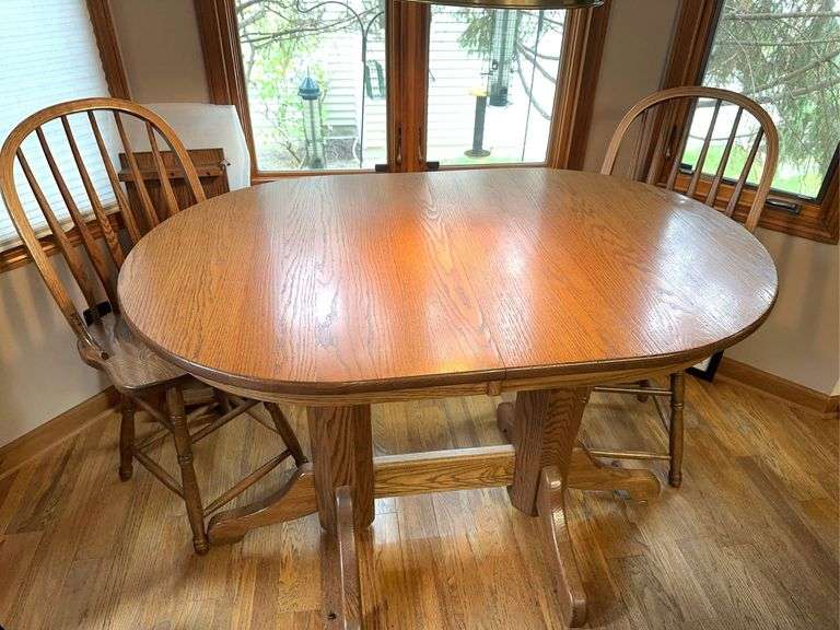Solid oak Amish bar top table with two stools