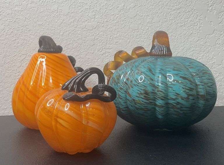 Set of 3 Hand-Blown Glass Pumpkins – Fall Décor