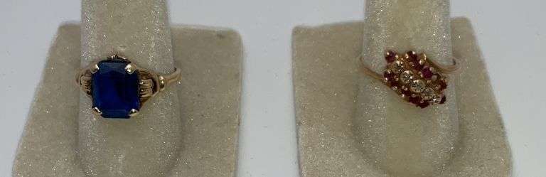 10 Karat Gold Rings with Stones, Total Weight 4.37g, Size 7