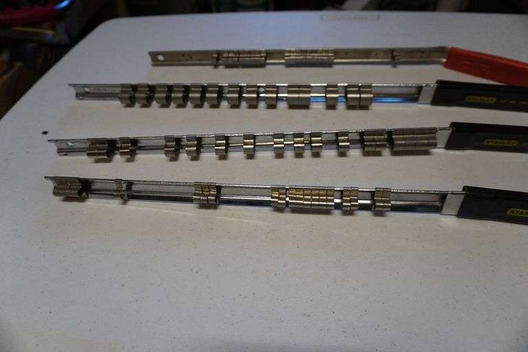 Socket organizers