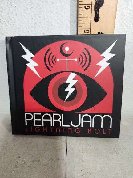 Pearl Jam Lightning Bolt Book/Cd Set