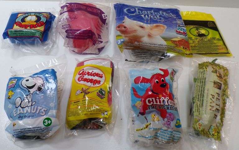 Lot of (8) Vintage Wendy's Kid's Meal Toys