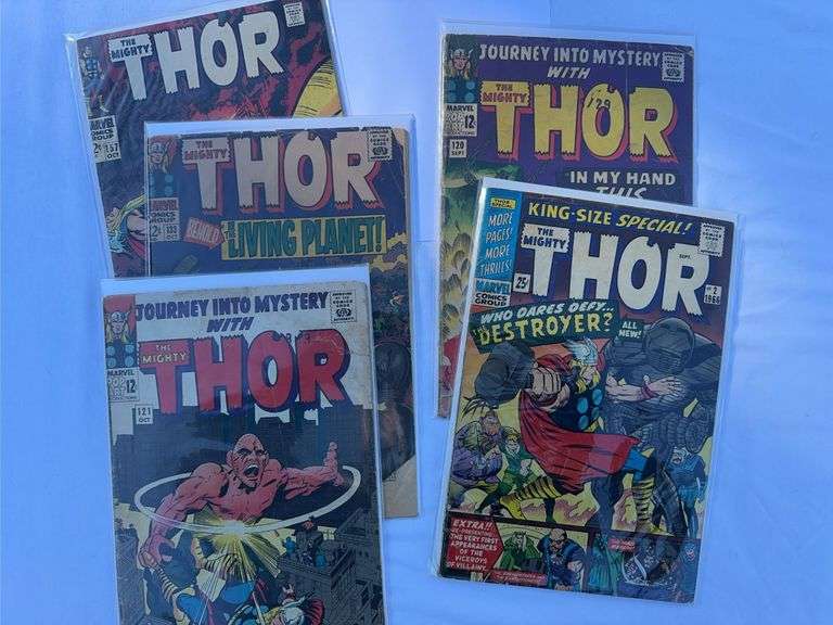 ￼ Lot of 5 Thor comics ￼