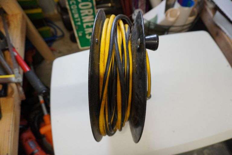 Extension cord/Reel