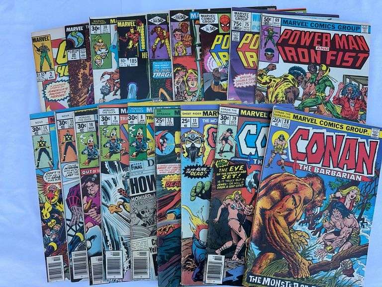 Lot of 18 different miscellaneous Marvel comics