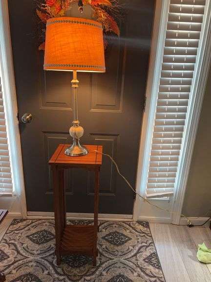 Mission -Style Table & Lamp