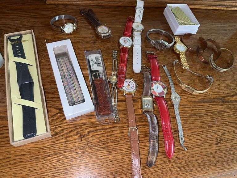 Ladies watches – Mickey Mouse, etc.