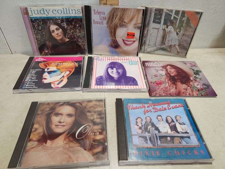 8 Assorted Cds, Judy Collins, Rebecca Lynn Howard, Violent Femmes, Cher, Sierra Ferrell, Dixie Chick