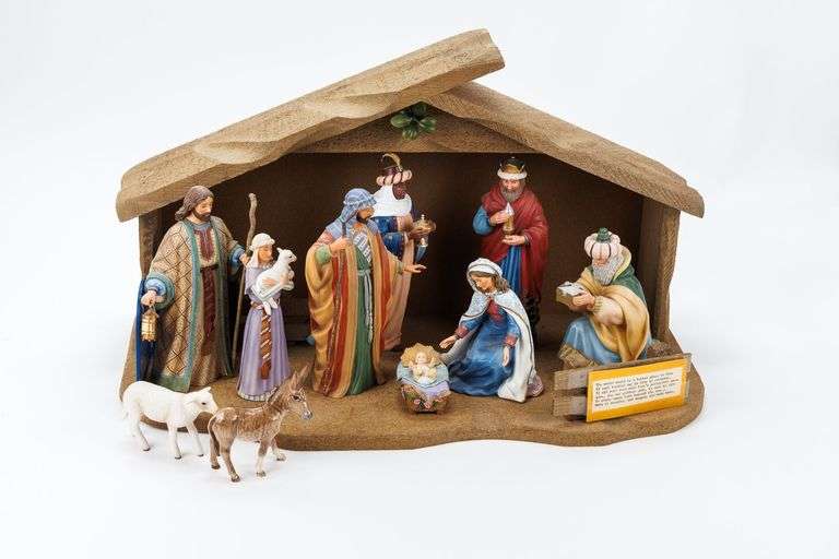 Lenox Miracle In Bethlehem Nativity Set by Lynn Bywaters.