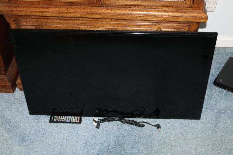 Samsung Flat Television