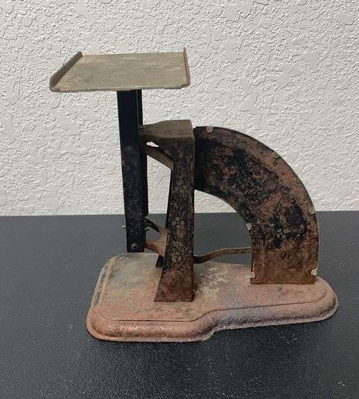Antique Ideal Postal Scale – 2 lb Capacity