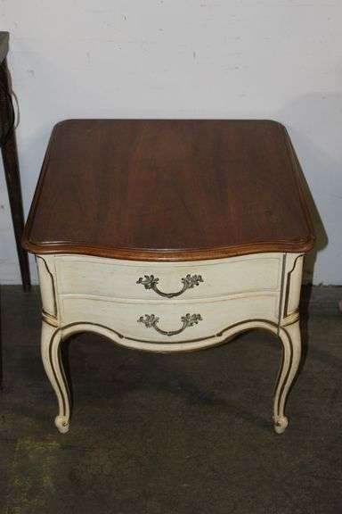 Thomasville Nightstand