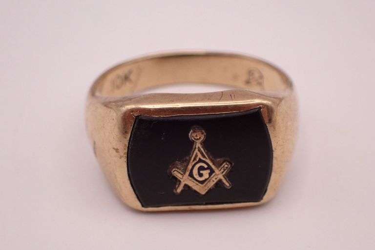 Vintage 10K Yellow Gold Onyx Free Mason Masonic Temple Men's Signet Ring size 8