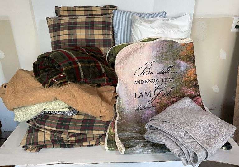 Pillows, Quilts, Sheets and Throws