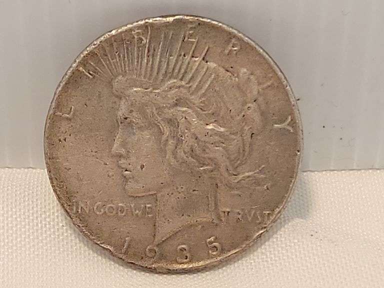 1935 Peace Dollar - VG