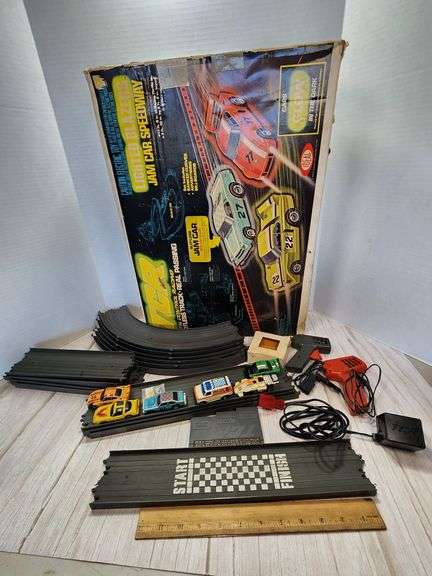 Total Control Racing 55 Tyco TCR Total Control Racing Slotless Track Set with Cars and ...