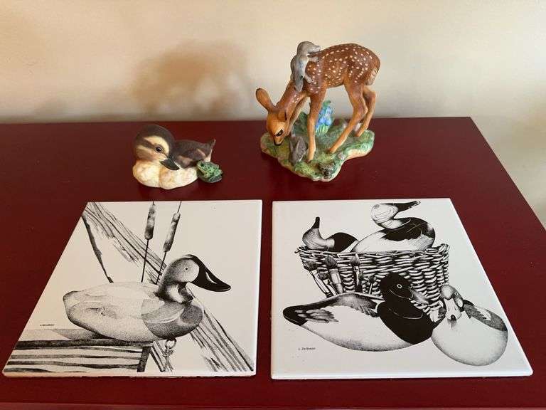 Franklin Mint animal figurines + decorative tiles