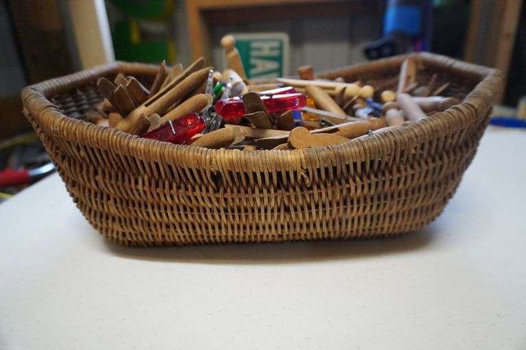 Basket of clothes pins