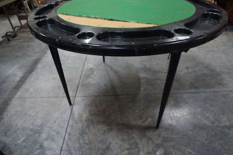 Poker table