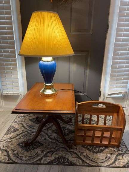 Claw Foot Table/Magazine Rack/Lamp