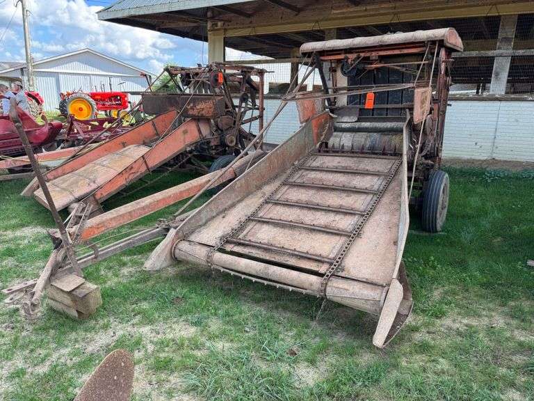 Allis Chalmers Baler