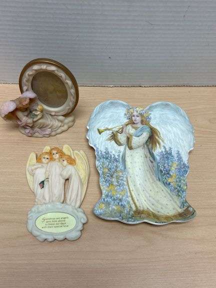 Angel Collectibles Including Limited Edition Bradford Exchange Plate