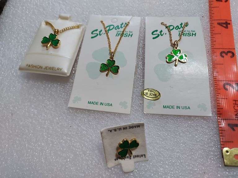 St. Patties Necklaces & 1 Pin