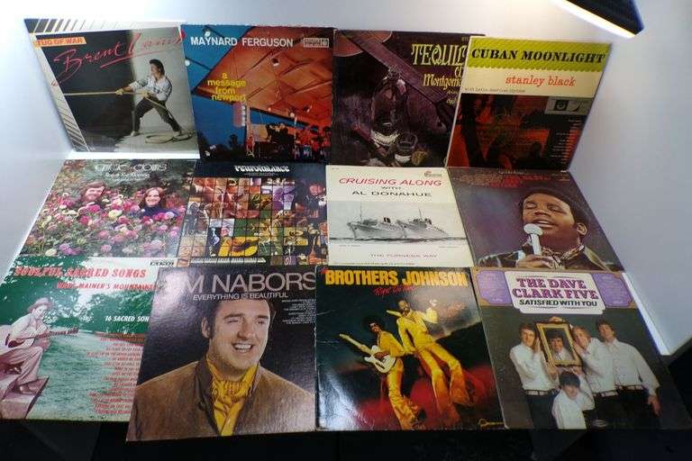 Lot of (12) Vintage 33 RPM Records